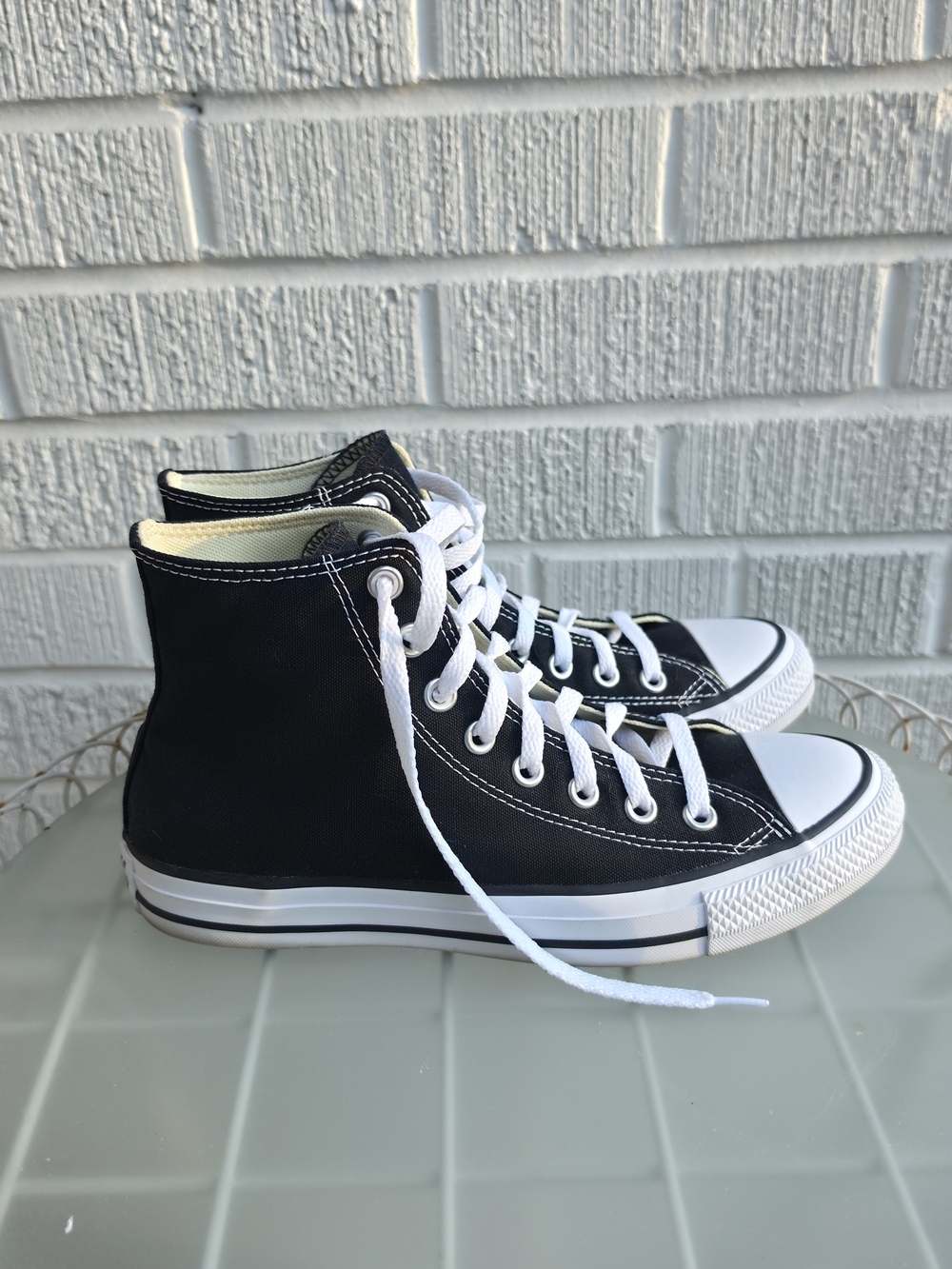 Converse Chuck Taylor All Star HI in Black Canvas